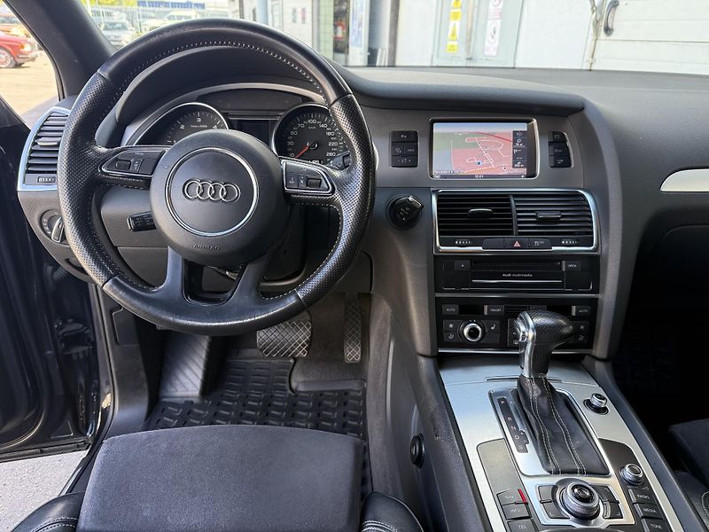 Audi Q7 3.0 180kw - fotka 10 z 37
