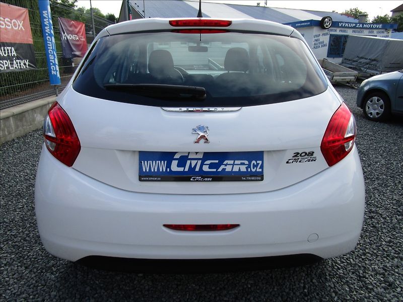 Peugeot 208 1.0i - fotka 5 z 40