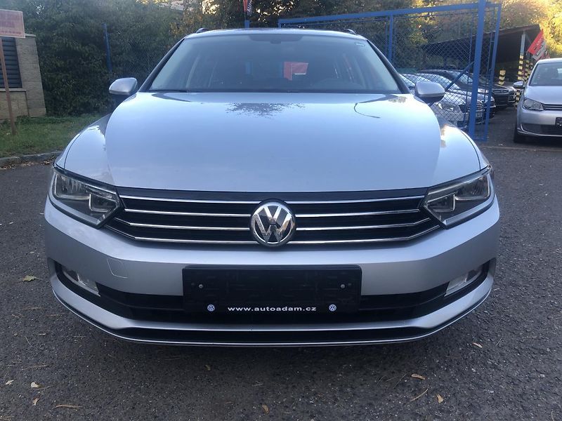 Volkswagen Passat (2017) 2,0TDi Variant ACC velmi pěkný - fotka 11 z 74