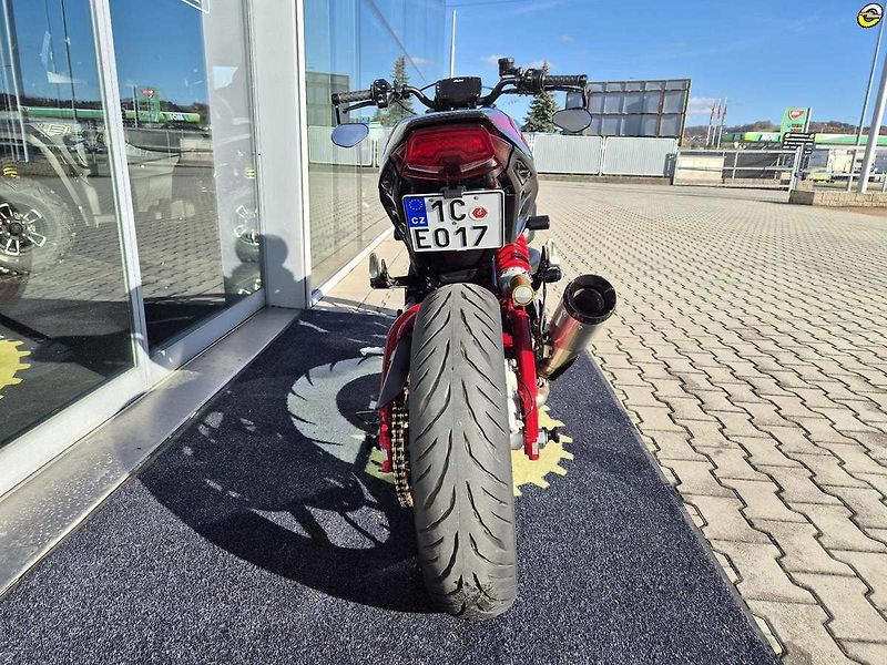 Indian FTR 1200 (2022) FTR CHAMPIONSHIP EDITION - POU - fotka 5 z 23
