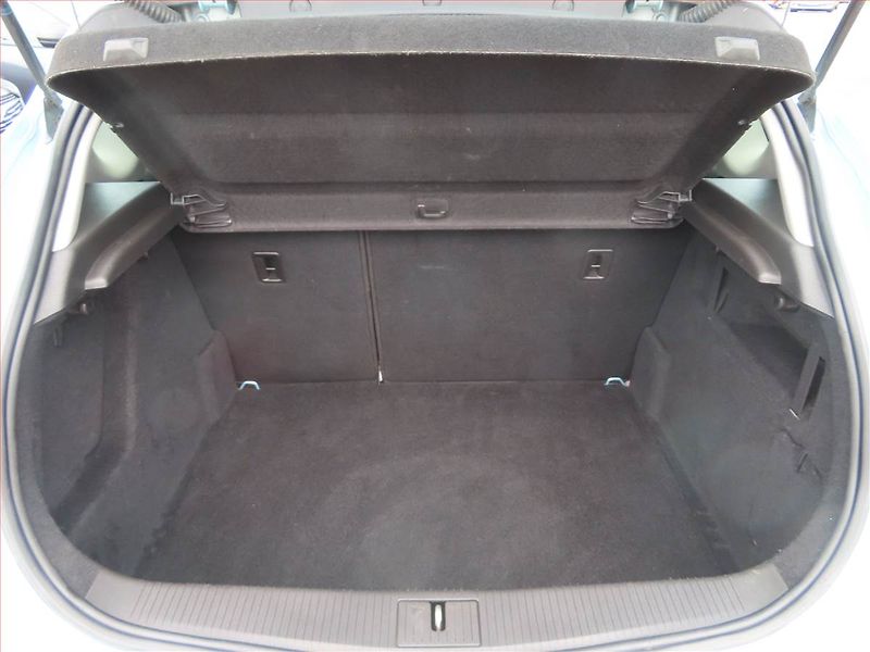 Opel Astra (2010) 1.4 16V, za skvělou cenu - fotka 13 z 16