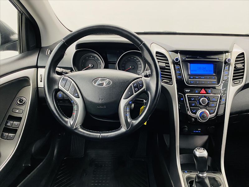 Hyundai i30 1,6 GDi 99 kW 1.maj. ČR Komfor - fotka 10 z 25