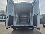 Peugeot Boxer (2026) 3000 L2H2 BlueHDi 120k S&S MAN - náhled 16