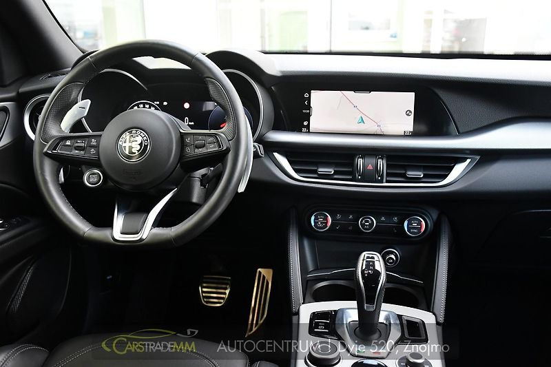Alfa Romeo Stelvio 2.0T 16V 206kW VELOCE AT8 Q4 - fotka 6 z 44
