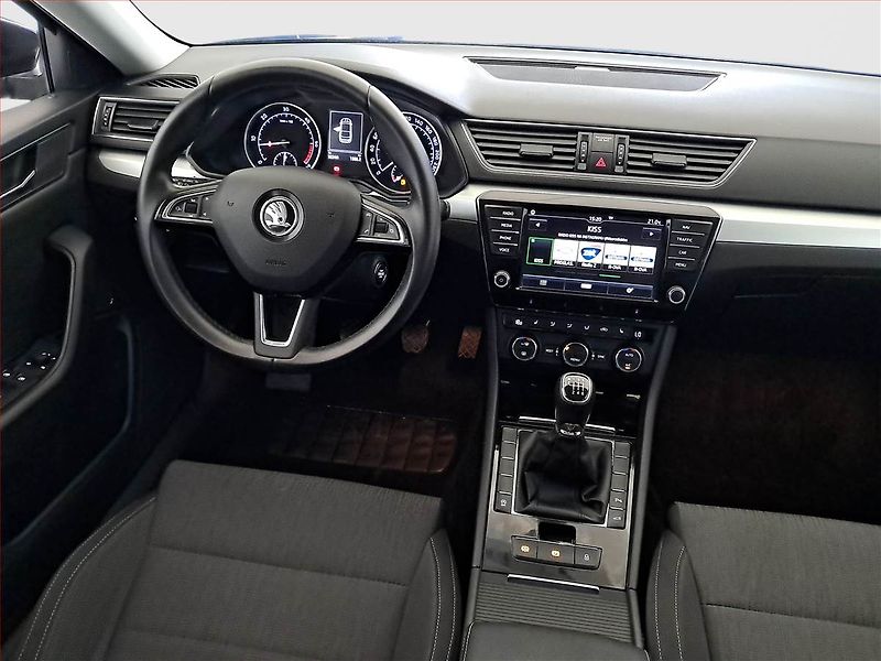 Škoda Superb (2017) 2.0 TDI, Serv.kniha, Navi - fotka 7 z 18
