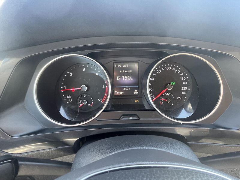 Volkswagen Tiguan 2.0TDi 150PS 4x4 DSG 179TKM 1A - fotka 124 z 131