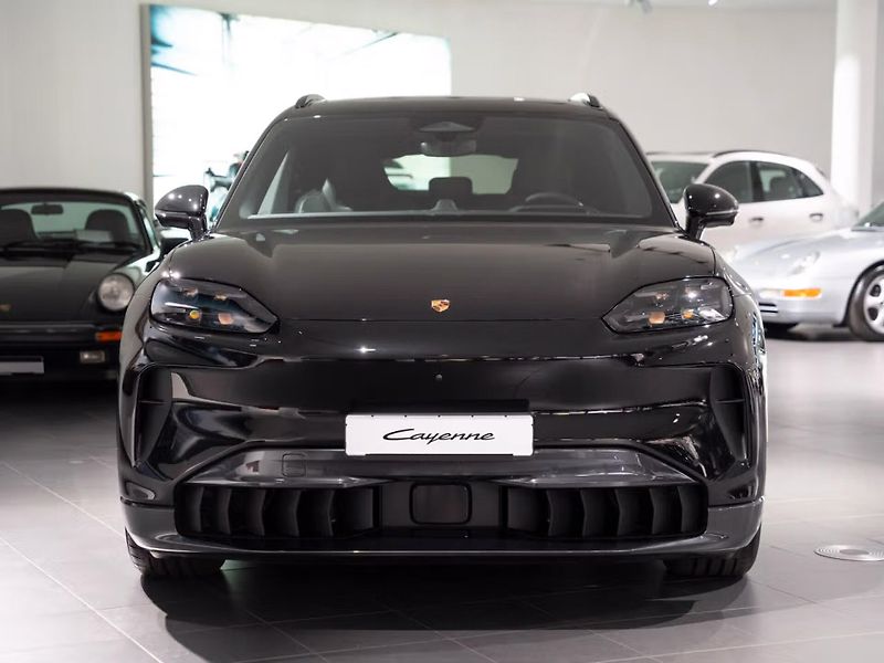 Porsche Cayenne Electric HuD HD-Matrix Venti - fotka 2 z 22