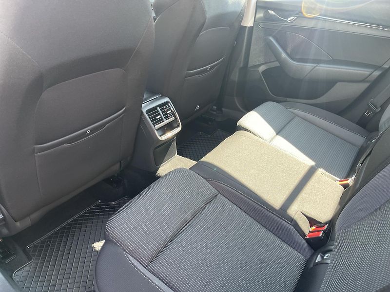 Škoda Octavia 1.5TSi DSG NEHAVAROVÁNO-DPH-ČR - fotka 28 z 46