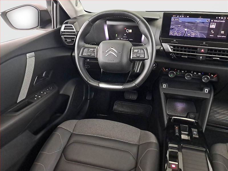 Citroën C4 (2023) 1.2 PureTech - fotka 7 z 18