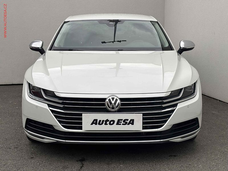 Volkswagen Arteon (2017) 2.0 TDi 4x4, Elegance, DSG - fotka 2 z 19
