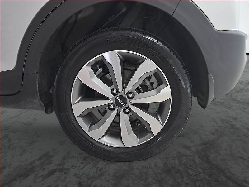 Kia Stonic (2022) Exclusive 1.0 T-GDI, EXCLUSIVE - fotka 14 z 18