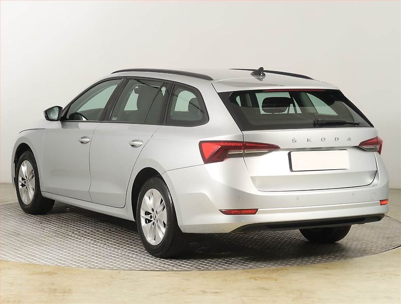 Škoda Octavia (2023) Ambition 2.0 TDI - fotka 4 z 18