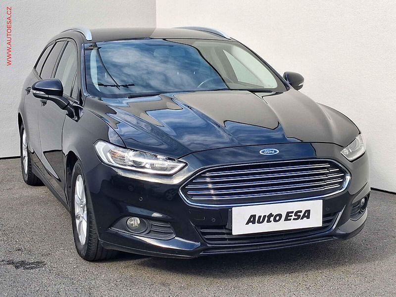 Ford Mondeo (2015) 2.0 TDCi, AC, navi, park - fotografie inzerátu