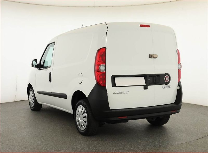 Fiat Dobló (2022) 1.6 MultiJet, DPH - fotka 4 z 12