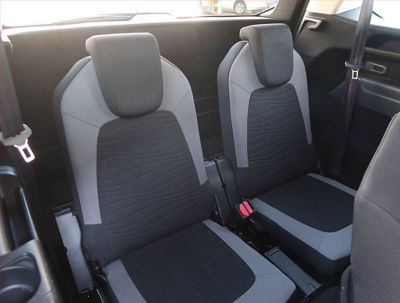 Citroën C4 Picasso (2016) 1.6 BlueHDi, 7 míst - fotka 21 z 21