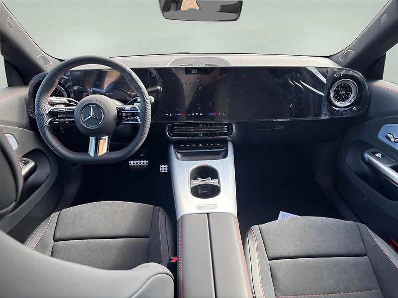 Mercedes-Benz Ostatní (2026) CLA 220 4MATIC - fotka 11 z 11
