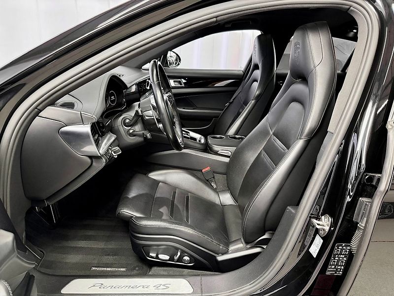 Porsche Panamera 4S DIESEL PDK, VZDUCH, WEBASTO - fotka 11 z 33