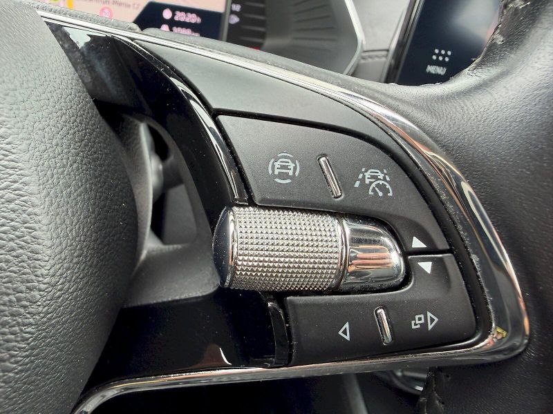 Škoda Octavia (2022) 2.0 TDI 110kW Ambition Plus Ex - fotka 13 z 35