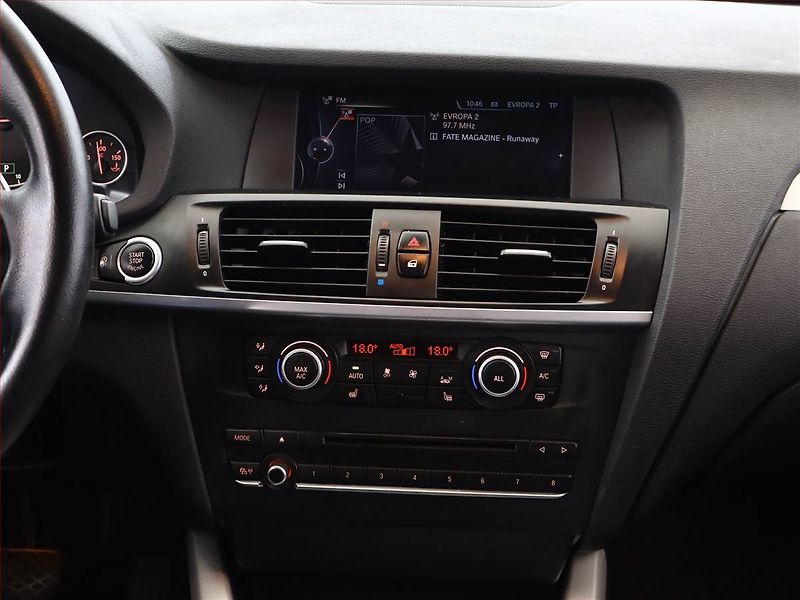 BMW X3 (2013) xDrive20d, 4X4, Automat - fotka 10 z 19