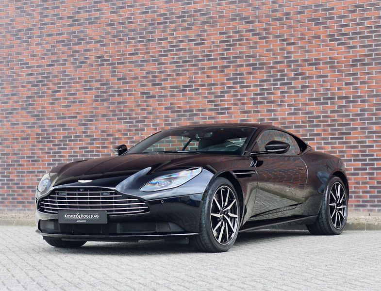 Aston Martin DB11 (2020) 4.0 V8 375KW - fotka 13 z 45