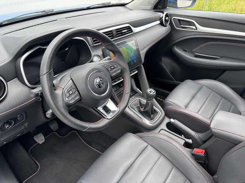 MG ZS 1.0 TGI 82 kW Elegance - fotka 11 z 29