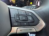 Volkswagen Golf (2023) Variant 1.5 TSI 110kW Style - náhled 13