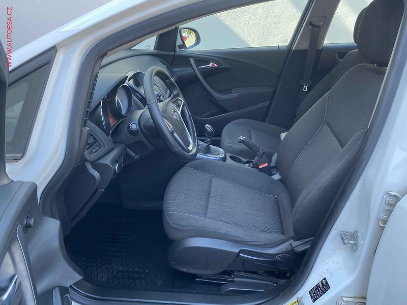 Opel Astra (2016) 1.6CDTi, ČR, servis.kniha - fotka 9 z 17