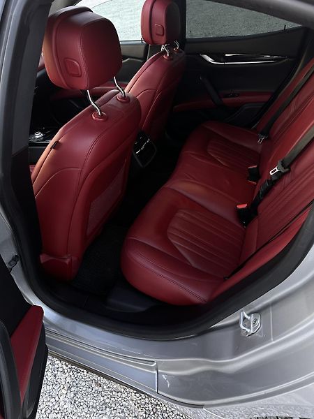 Maserati Ghibli (2017) SQ4 - fotka 10 z 17