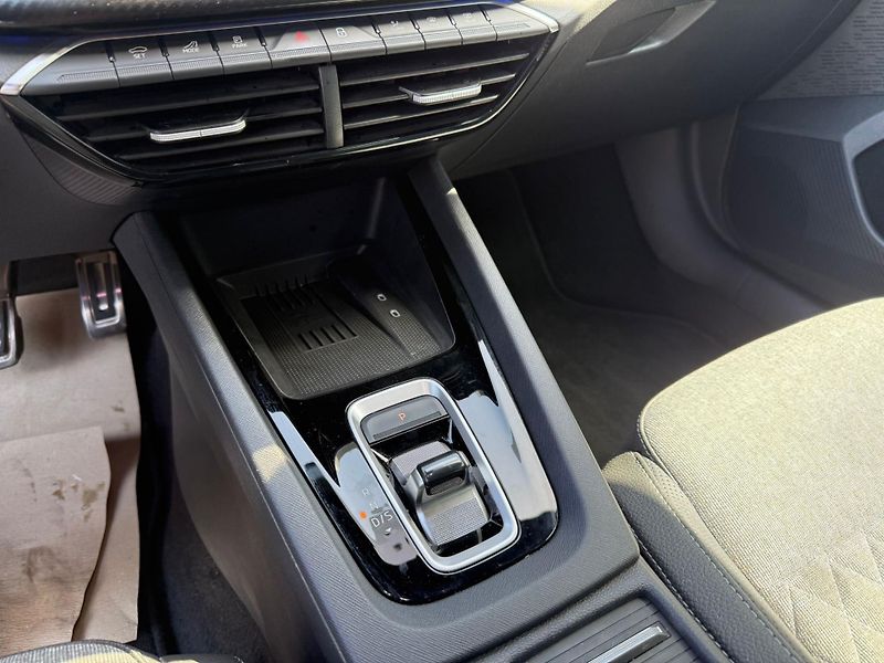 Škoda Octavia Sportline 2.0 TDI 110kw DSG Co - fotka 20 z 26
