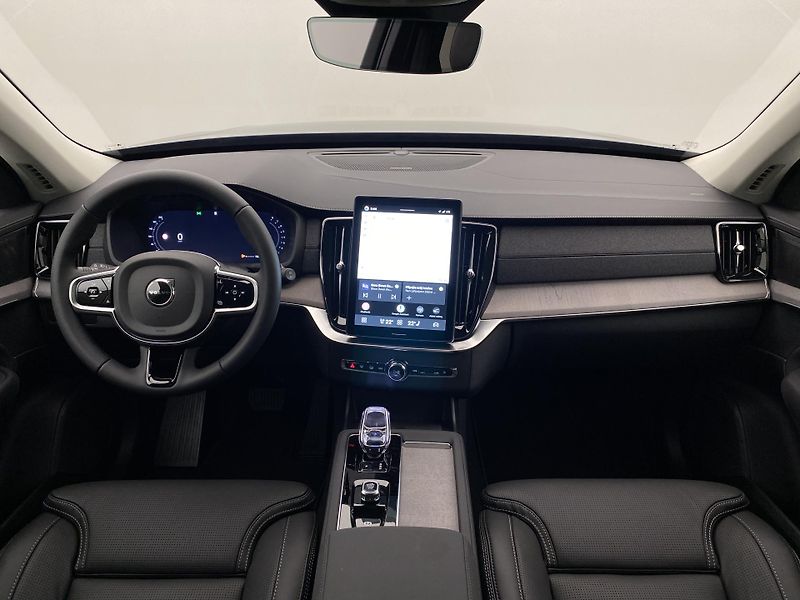 Volvo XC90 (2026) B5 AWD AUT BRIGHT PLUS 7míst - fotka 2 z 70