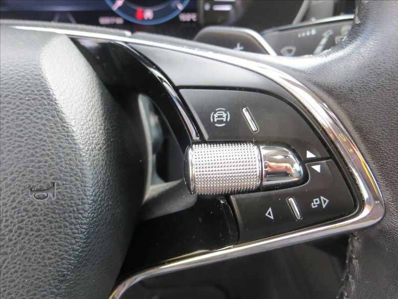 Škoda Octavia 2,0 TDI 85kw Ambition DSG - fotka 22 z 26