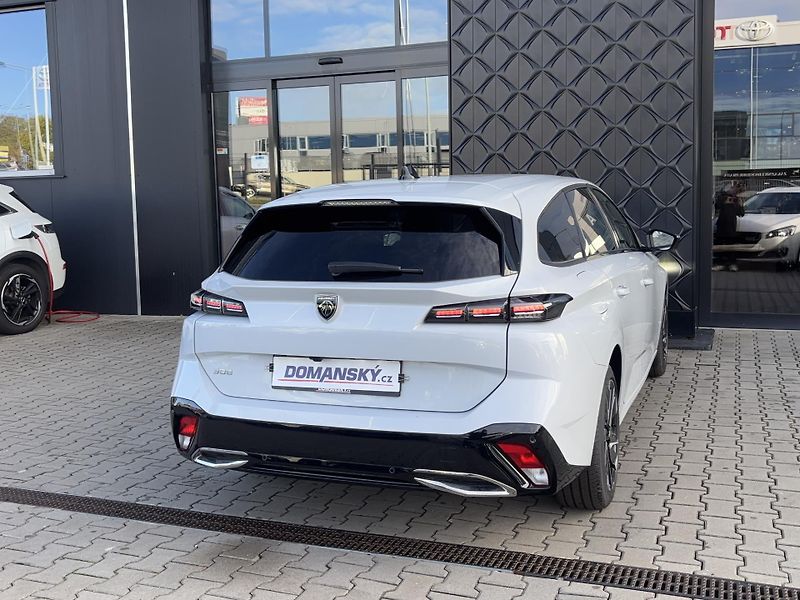 Peugeot 308 SW 1.5 BlueHDi 96 kW - fotka 3 z 24