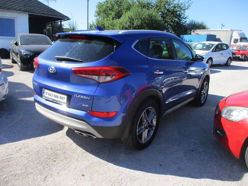 Hyundai Tucson (2018) 2,0 CRDi 4x4 - fotka 3 z 11