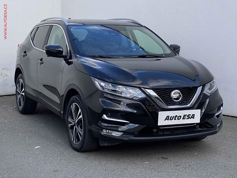 Nissan Qashqai (2019) 1.3 DiG-T, N-Connecta, panor - fotografie inzerátu