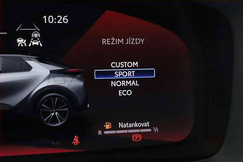 Toyota C-HR (2025) 2.0 Plug-in - fotka 13 z 21