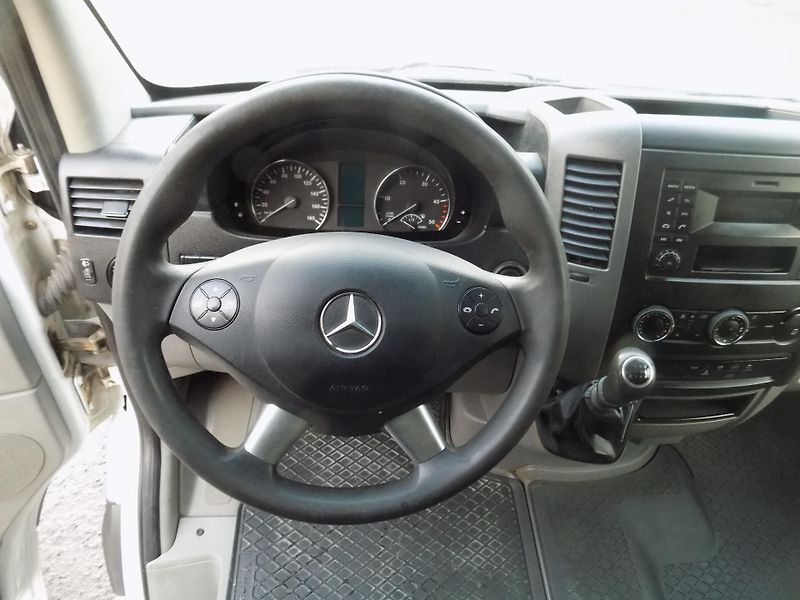 Mercedes-Benz Sprinter (2014) 2.2 120KW L2H2 - fotka 20 z 34
