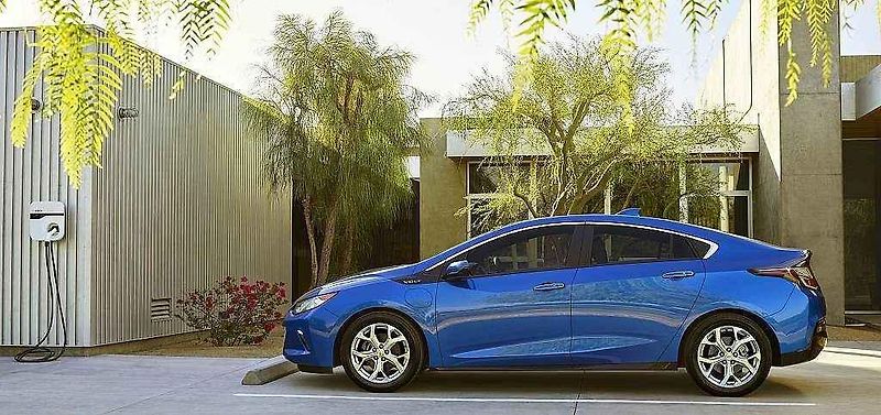 Chevrolet Bolt EV Concept.