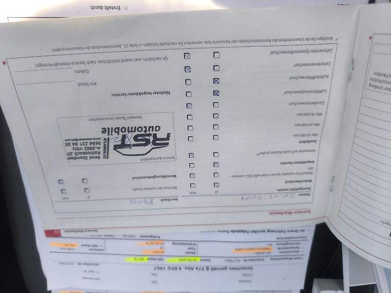 Škoda Octavia RS,KRÁSNÁ,100TKM,SERVISKA,1MAJ - fotka 15 z 30