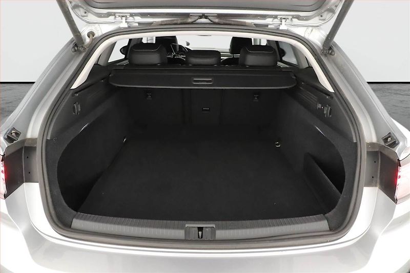 Volkswagen Arteon (2021) Elegance 2.0 TDI 4Motion - fotka 19 z 20