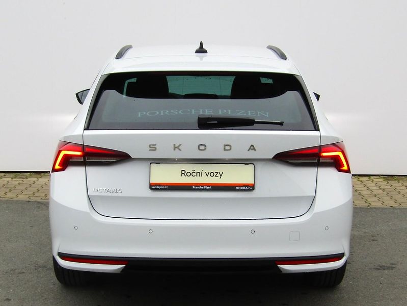 Škoda Octavia IV FL Combi Selection 1.5 TSI - fotka 11 z 30