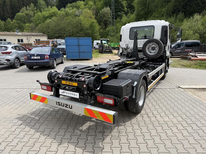 Isuzu F11 (2026) 5.2L, 240k, MT6, Hákový nosič - fotka 8 z 35