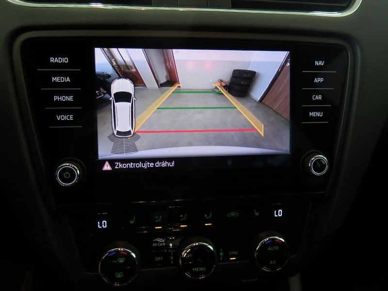 Škoda Octavia (2020) 2.0TDI,DSG,kamera,klim,navi - fotka 11 z 27