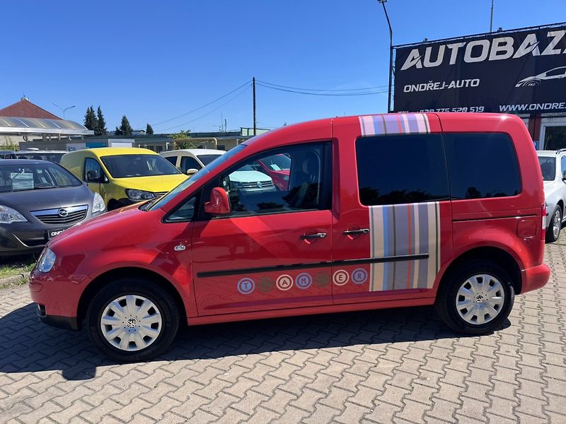 Volkswagen Caddy (2008) TRAMPER 1,9 TDI 77 KW 2. MAJ - fotka 3 z 48