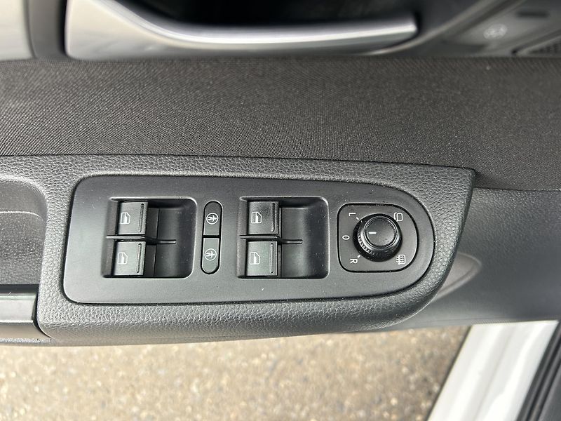 Volkswagen Sharan (2016) 1,4TSi 110 Comfortline 7 míst  - fotka 55 z 58