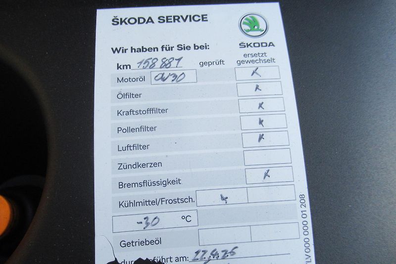 Škoda Octavia Tour 1.9 TDi CLIMATRONIC - fotka 17 z 25