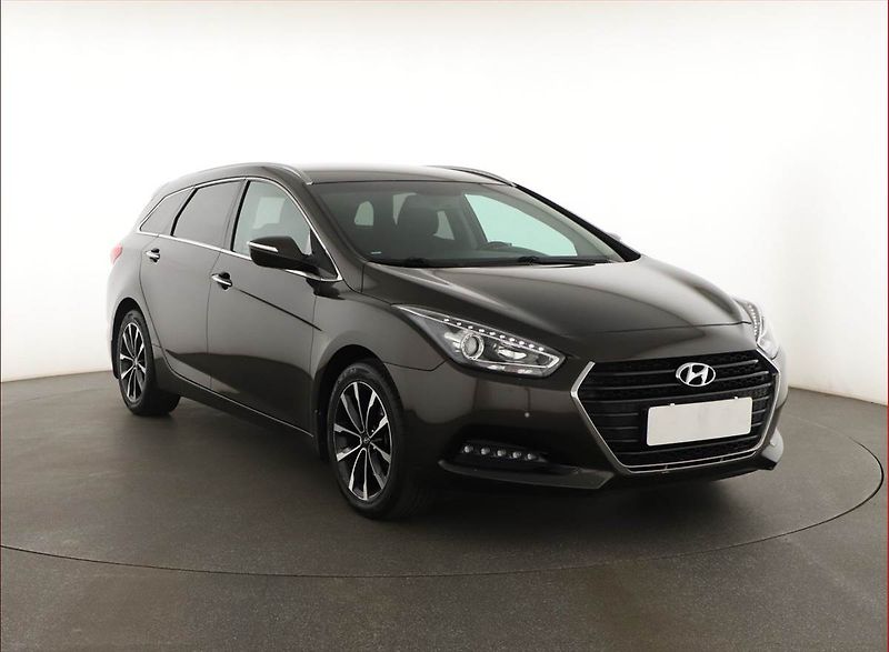 Hyundai i40 (2017) 1.7 CRDi, Serv.kniha, Navi - fotografie inzerátu