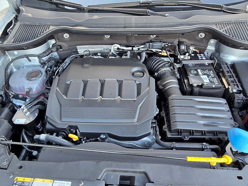 Škoda Karoq (2026) SPORTLINE 4X4 TDI 2.0/110KW A7 - fotka 35 z 35
