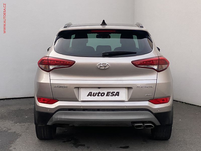 Hyundai Tucson (2017) 2.0 CRDi 4x4, ČR, Style - fotka 5 z 19
