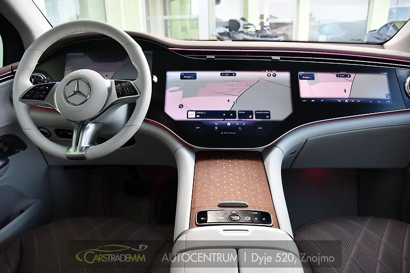 Mercedes-Benz EQE 500 4M VZDUCH MASÁŽE PANOR TAŽ - fotka 25 z 63