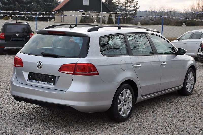 Volkswagen Passat 2.0TDi 130kW KOMBI Automat - fotka 3 z 15